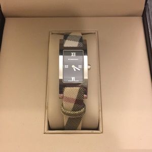 Pristine Burberry Nova Check Ladies Watch